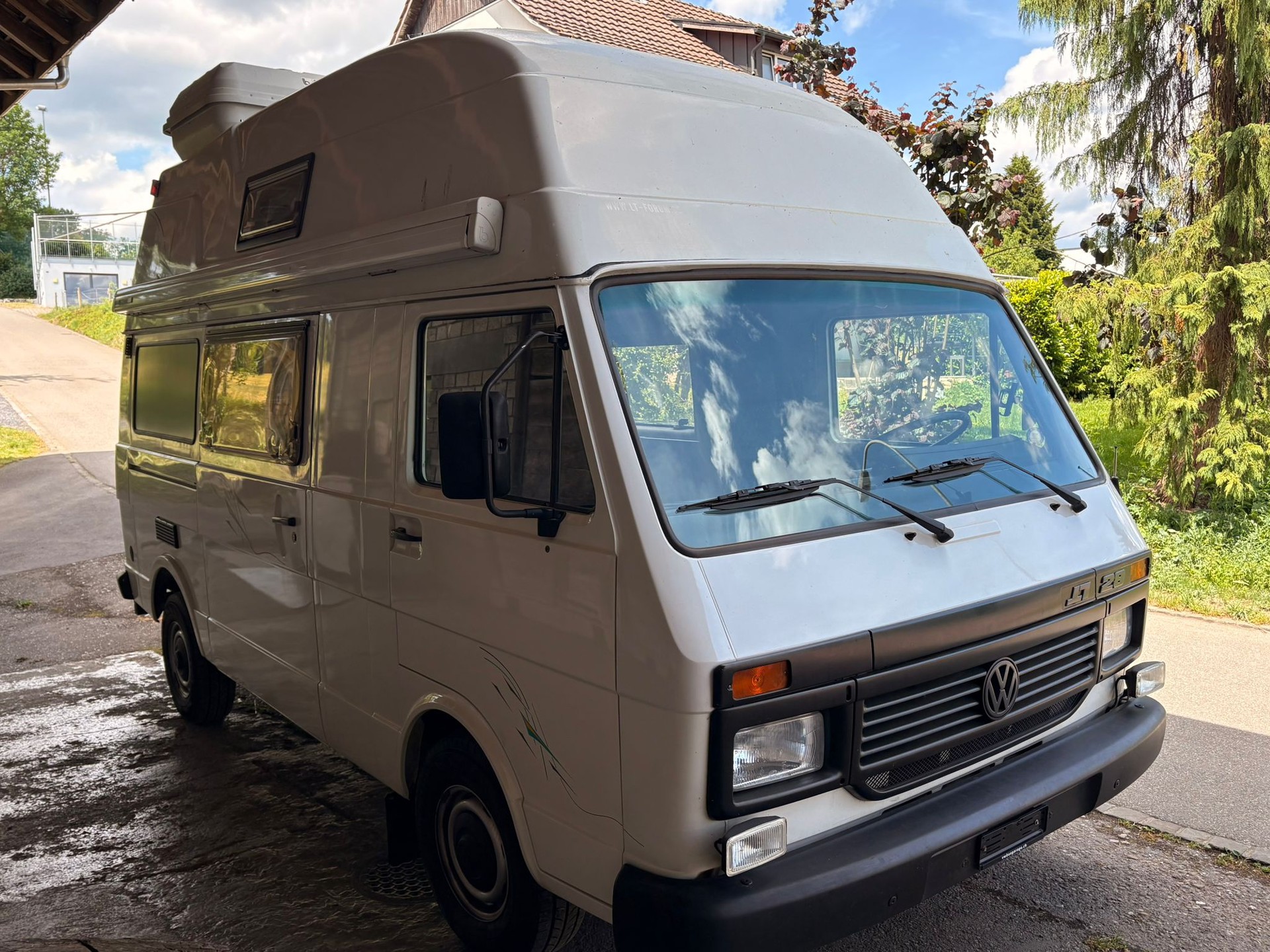 VW Camper Buchmann-image-1