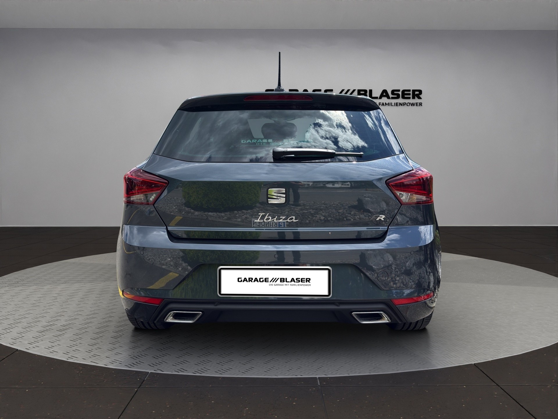 SEAT Ibiza 1.0 EcoTSI Anniversary DSG-image-3