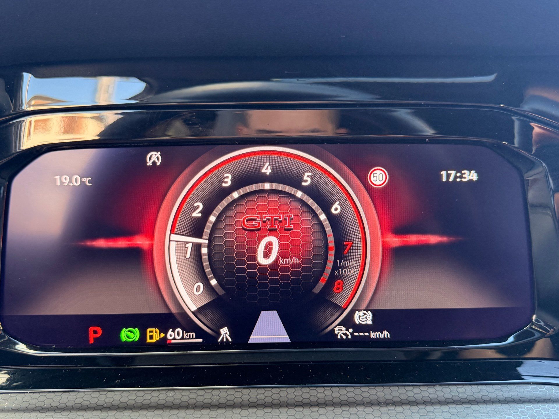 VW Golf GTI CLUBSPORT *** TOPAUSSTATTUNG MIT LEDER VIENNA ***-image-10