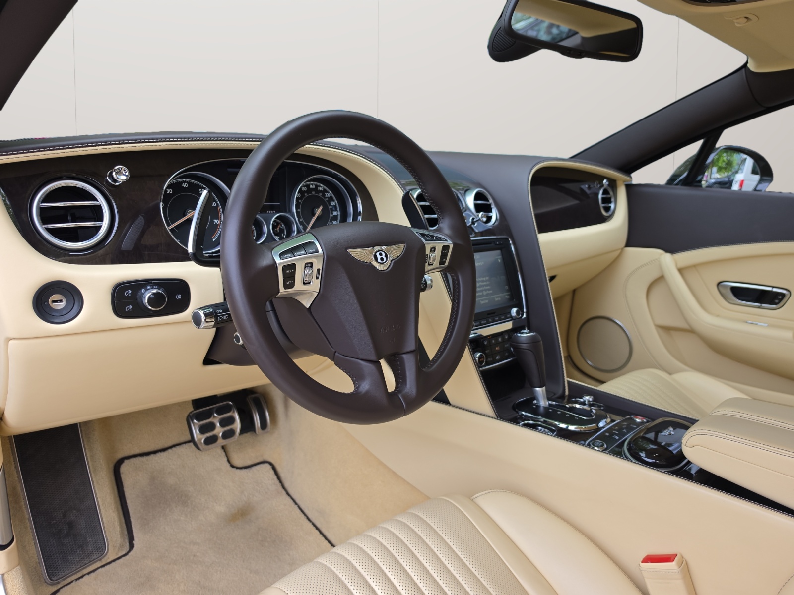 BENTLEY Continental GT 4.0 V8 Facelift- einer der letztgebauten Serie II-image-8