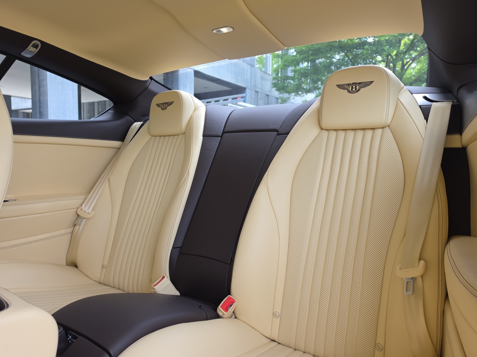 BENTLEY Continental GT 4.0 V8 Facelift- einer der letztgebauten Serie II-image-13