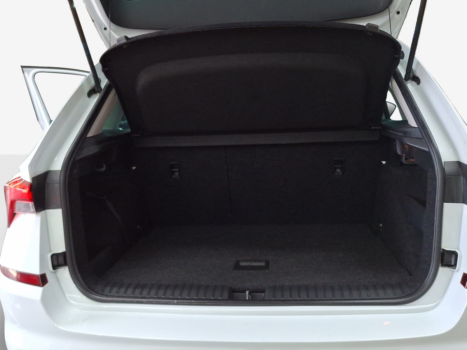 SKODA Kamiq 1.0 TSI Fresh DSG-image-12