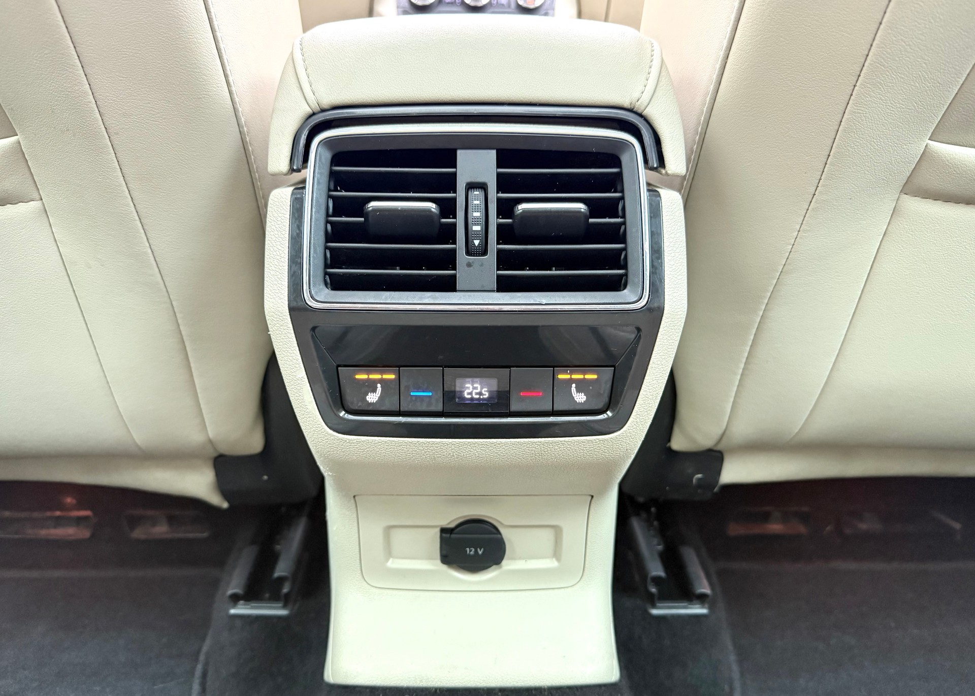SKODA Kodiaq 2.0 TSI 4x4 Style-image-14