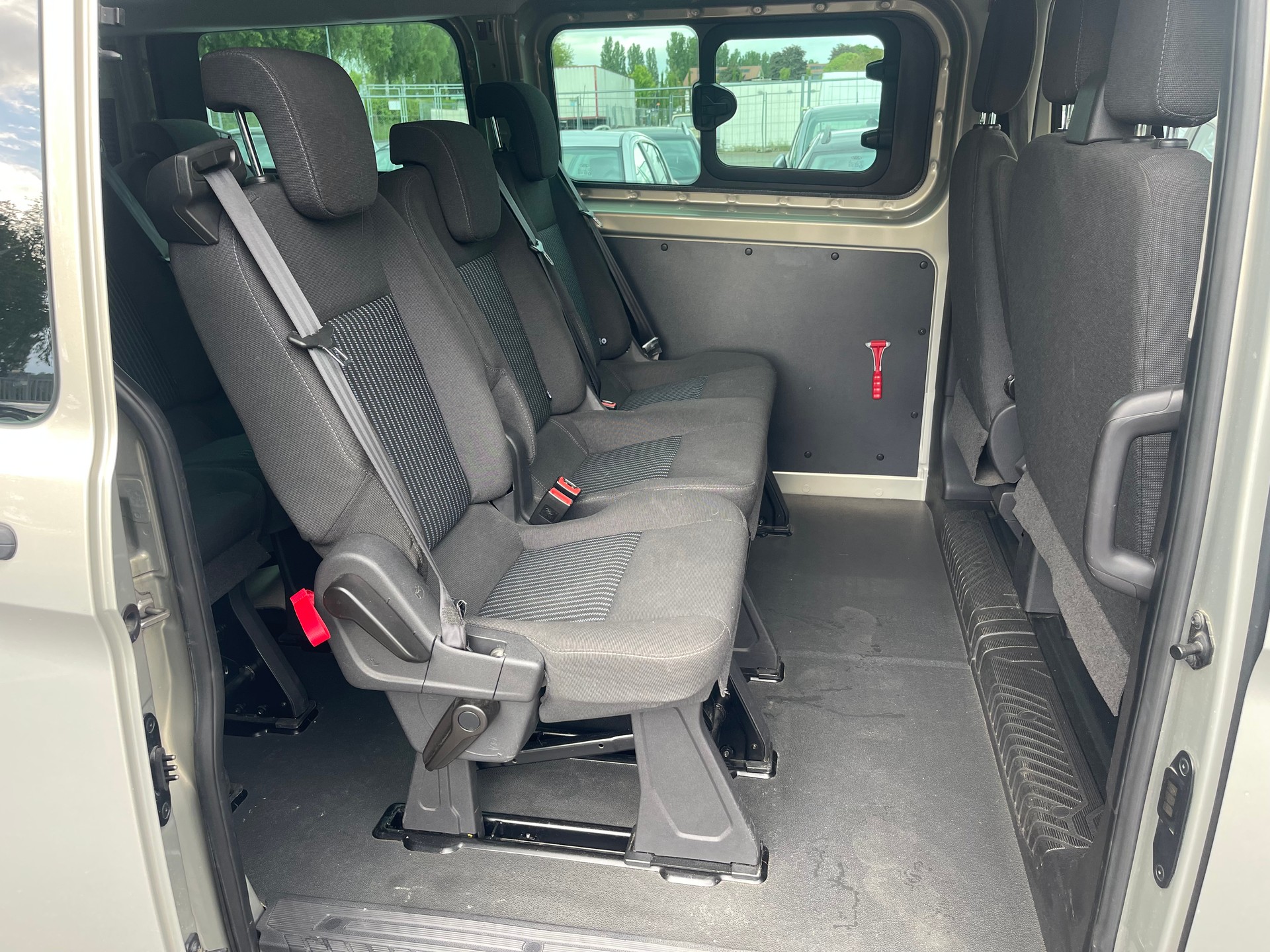 FORD TRANSIT CUSTOM-image-7