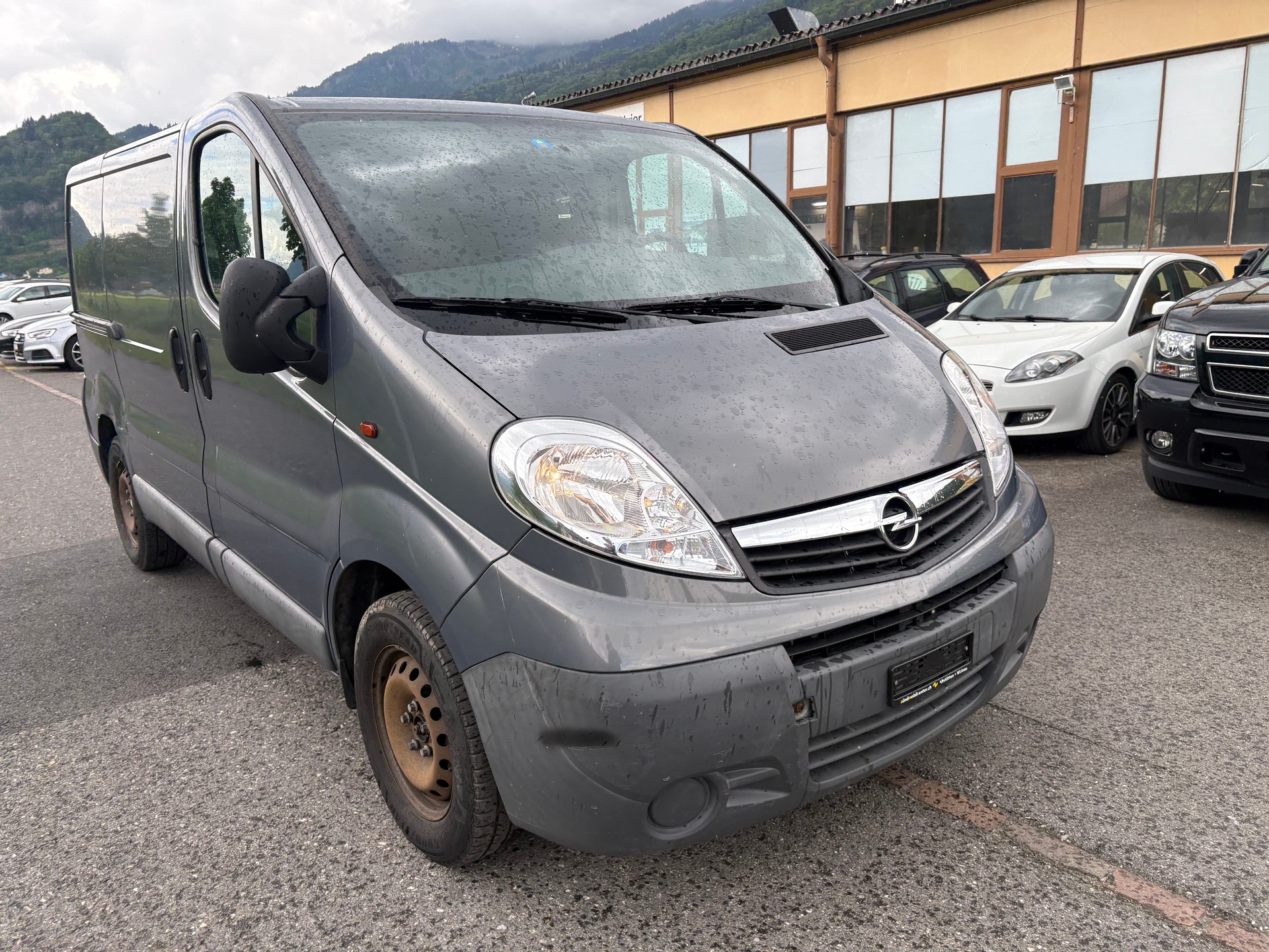 OPEL Vivaro 2.0 CDTI 2.7t L1H1-image-2