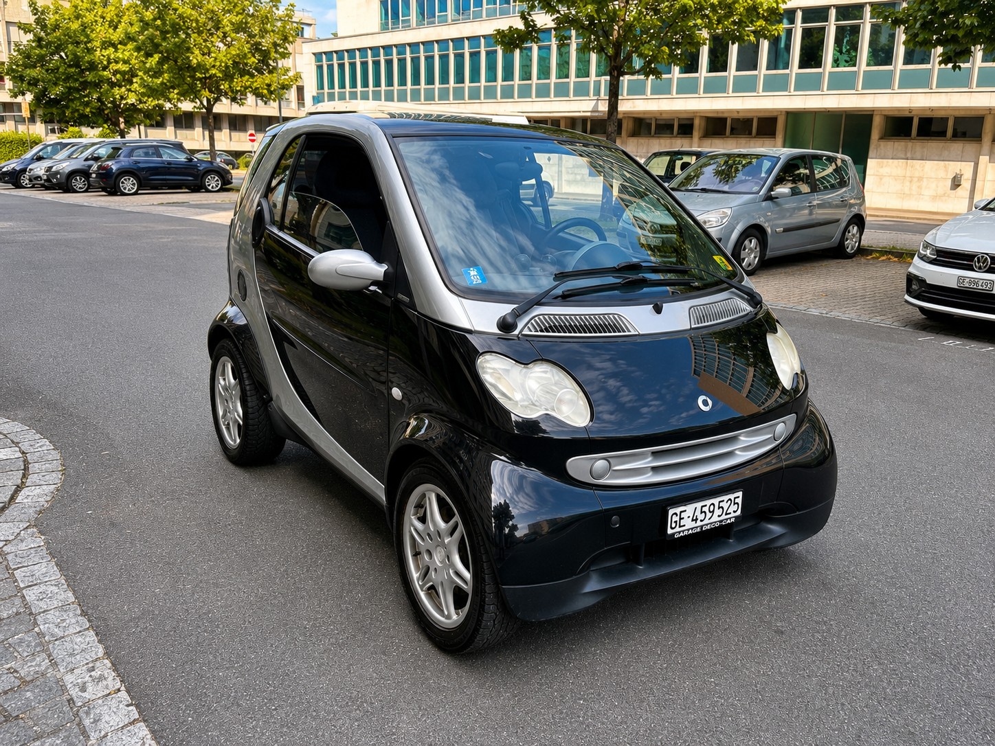 SMART FORTWO-image-0
