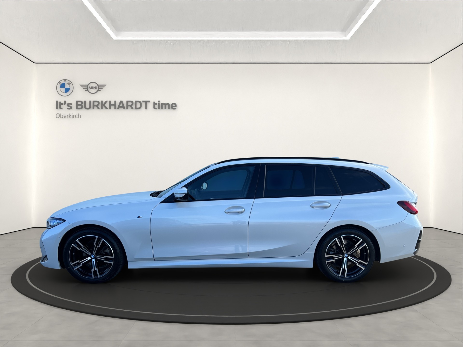 BMW 320d xDr 48V Tour M Sport-image-1