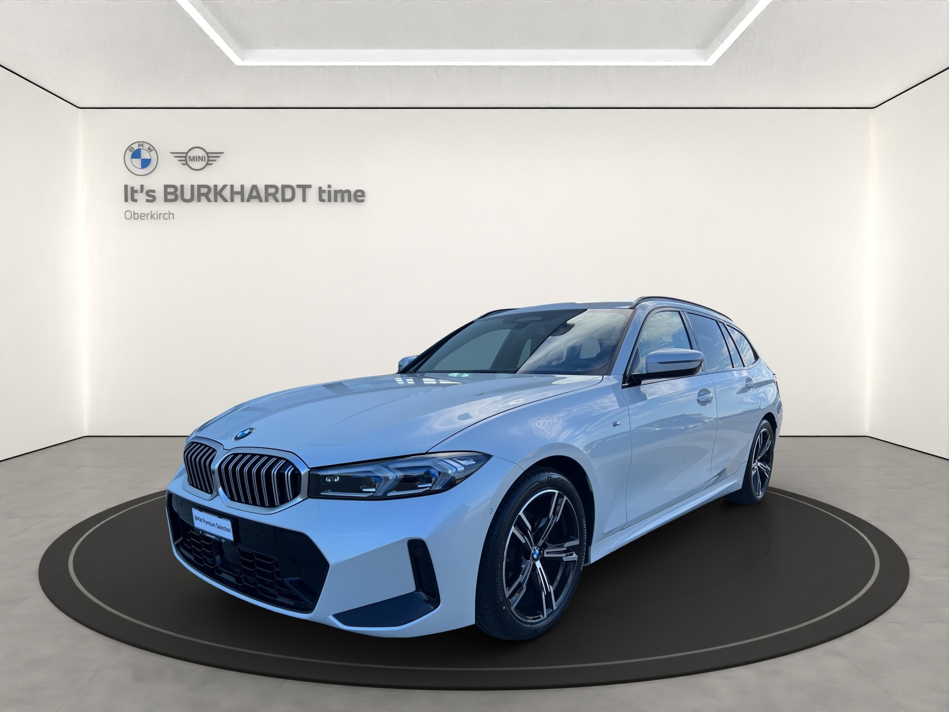 BMW 320d xDr 48V Tour M Sport-image-0