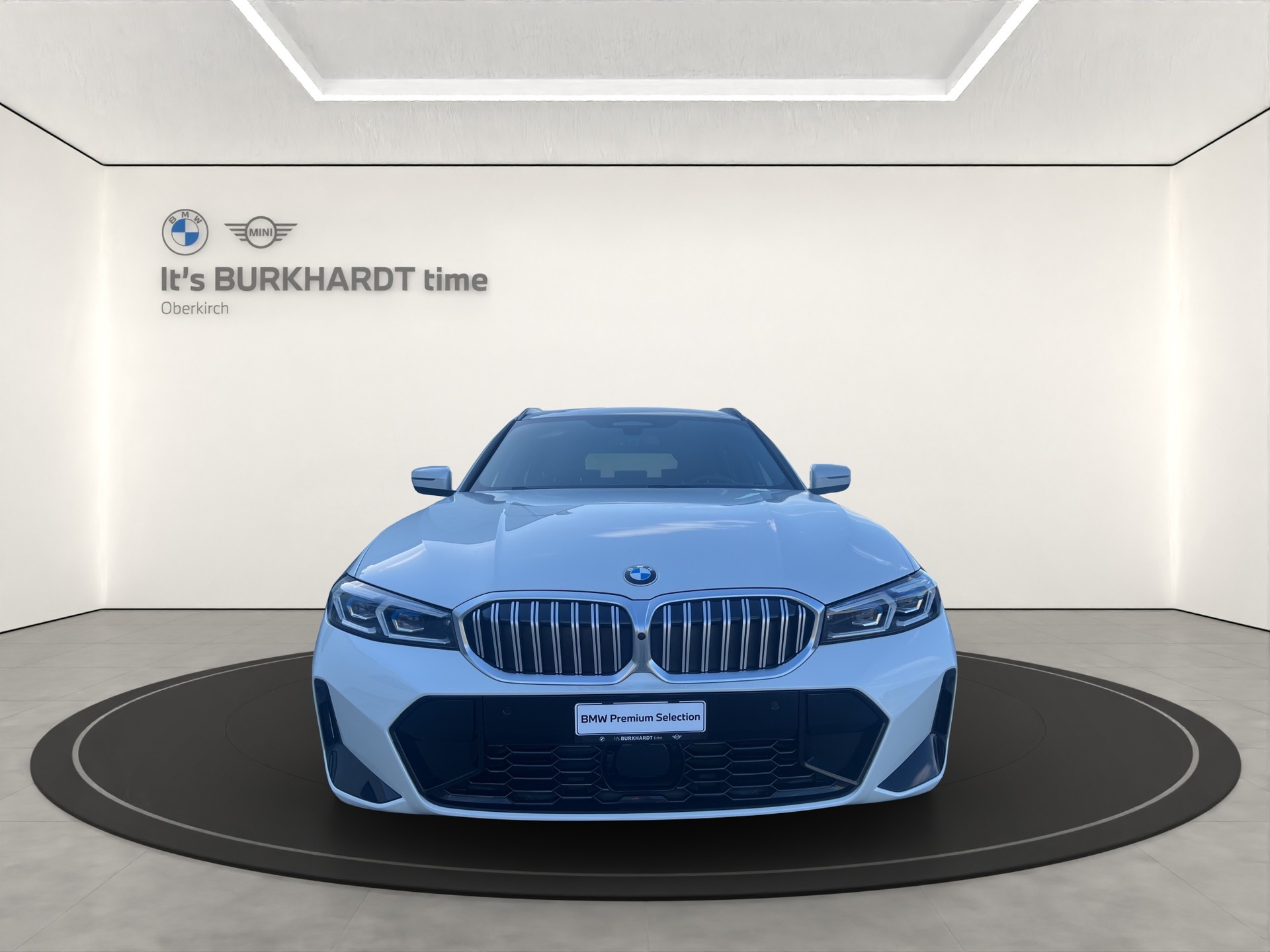 BMW 320d xDr 48V Tour M Sport-image-8