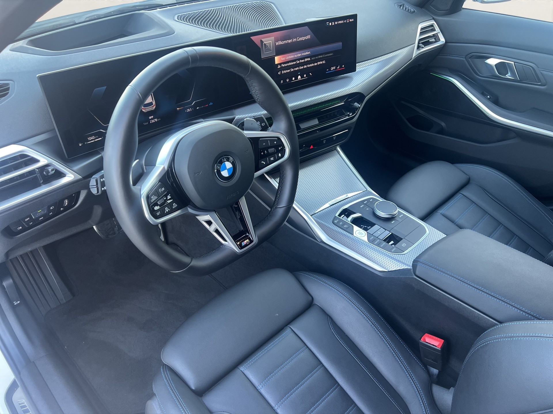 BMW 320d xDr 48V Tour M Sport-image-10