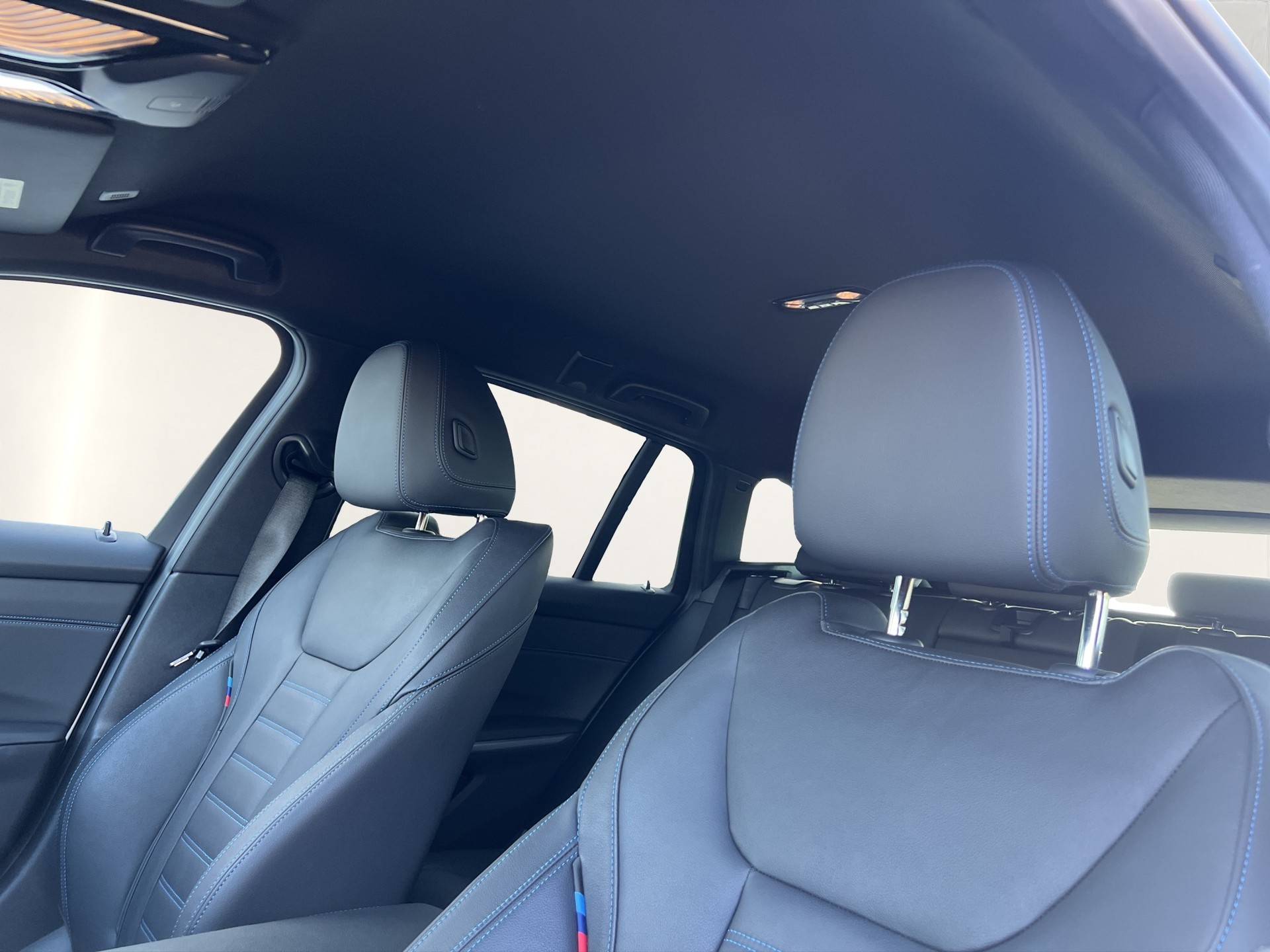BMW 320d xDr 48V Tour M Sport-image-18