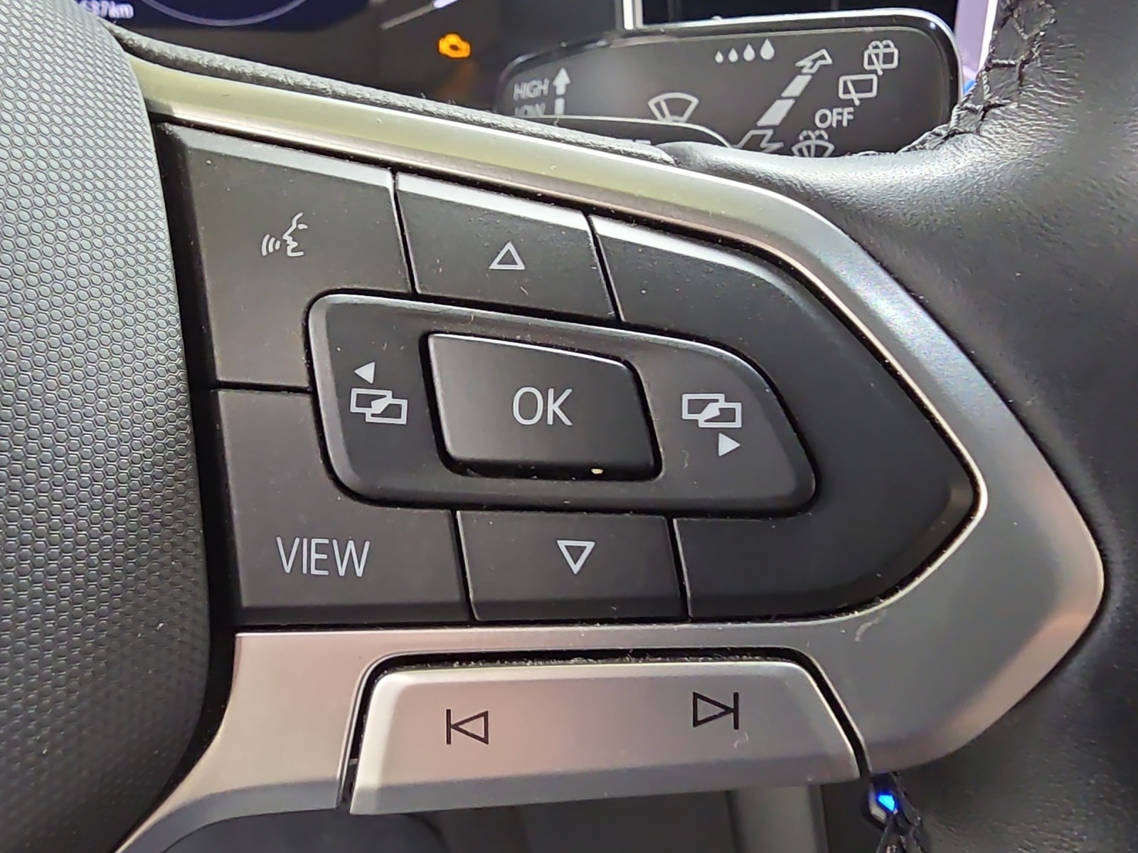 VW Taigo 1.5 TSI R-Line DSG-image-14
