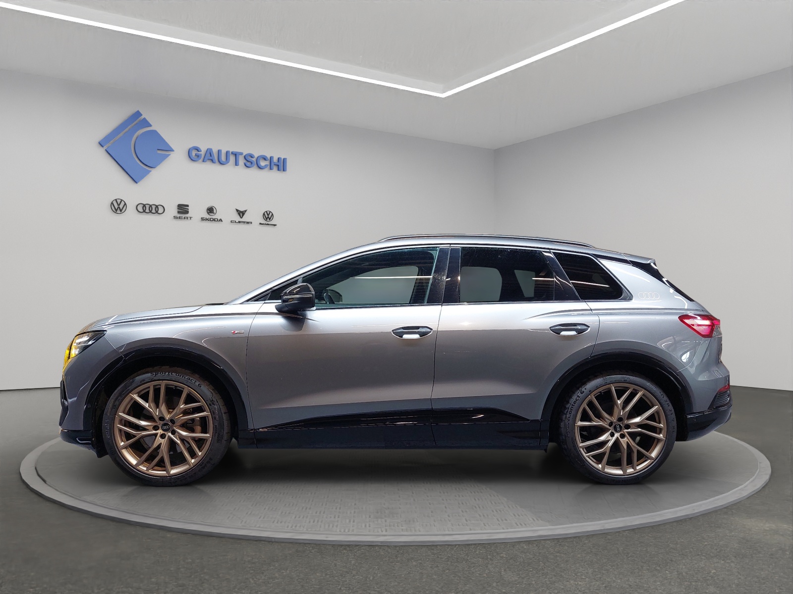 AUDI Q4 e-tron 40-image-1