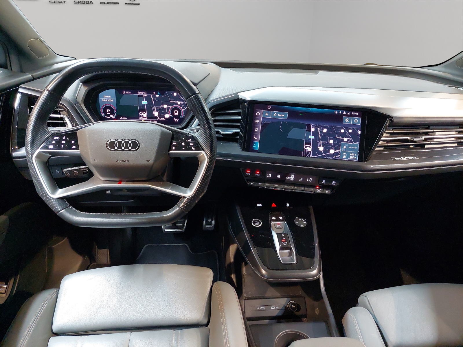 AUDI Q4 e-tron 40-image-6