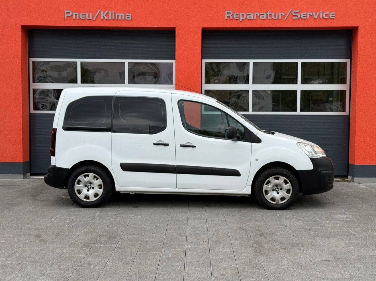 PEUGEOT Partner 1.6 Active-image-4