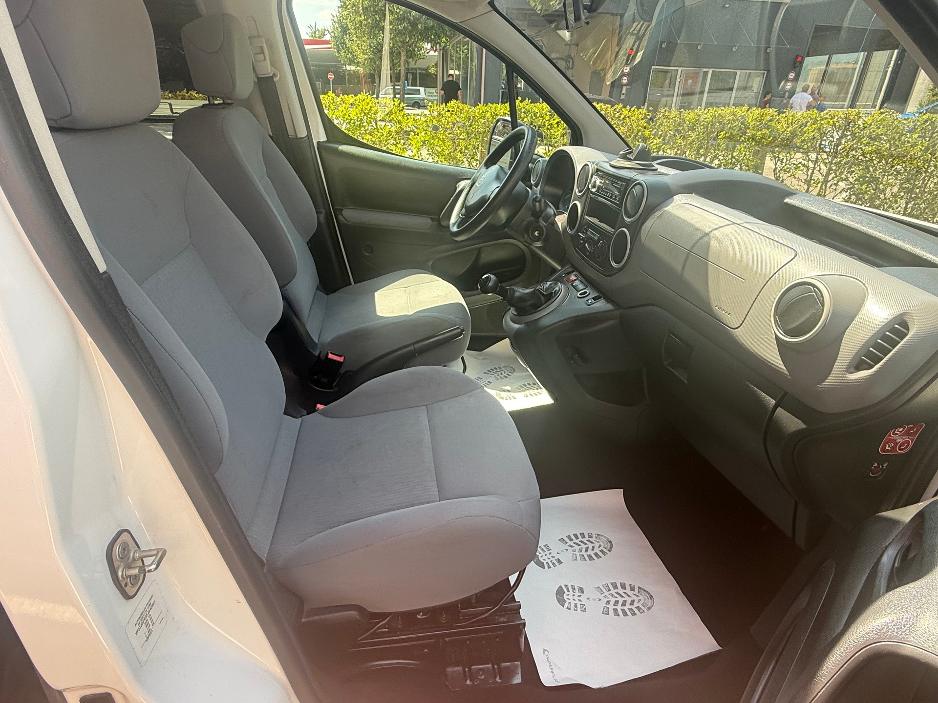 PEUGEOT Partner 1.6 Active-image-8