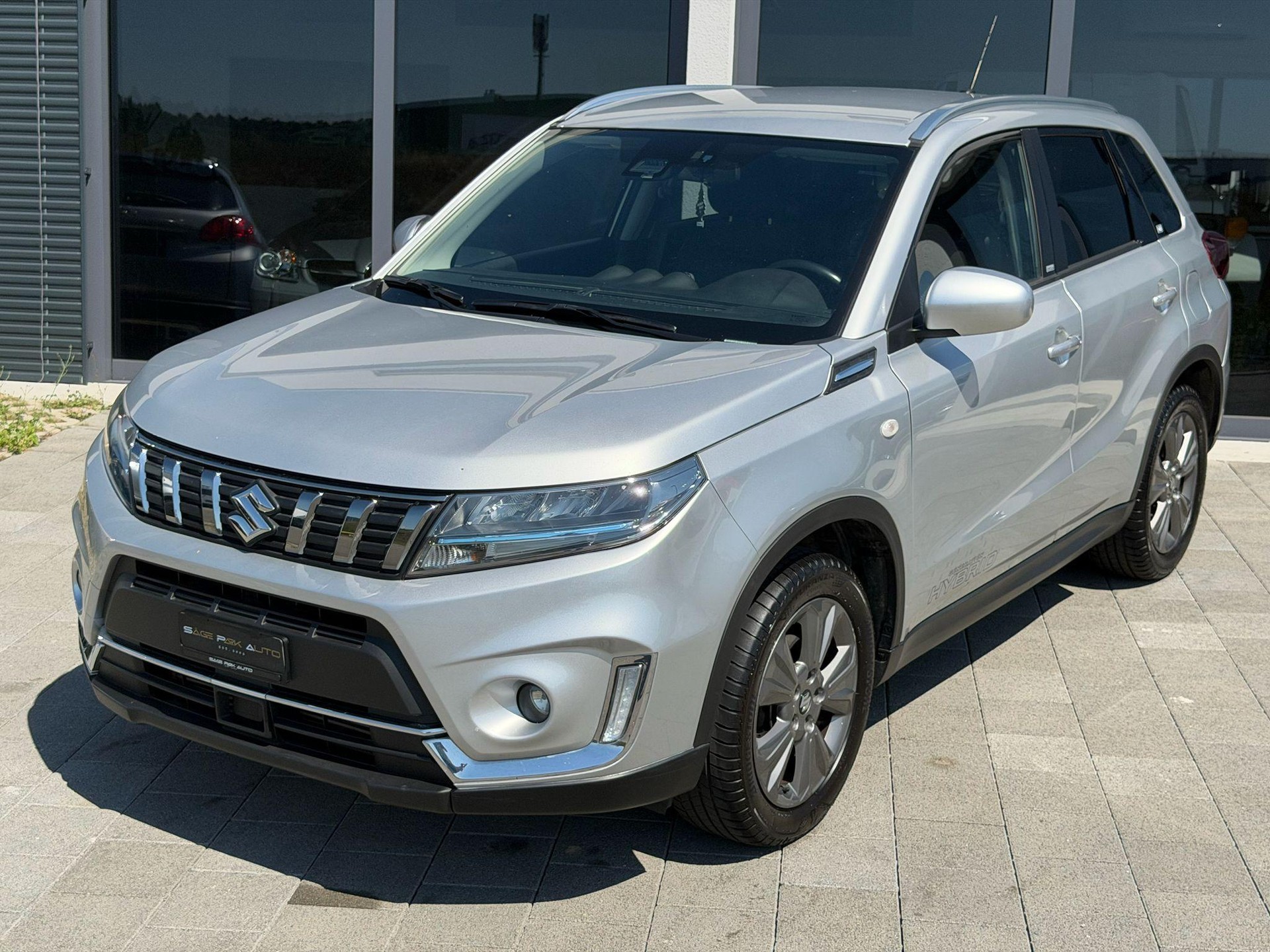 SUZUKI Vitara 1.4 T Generation Top Hybrid 4x4-image-3