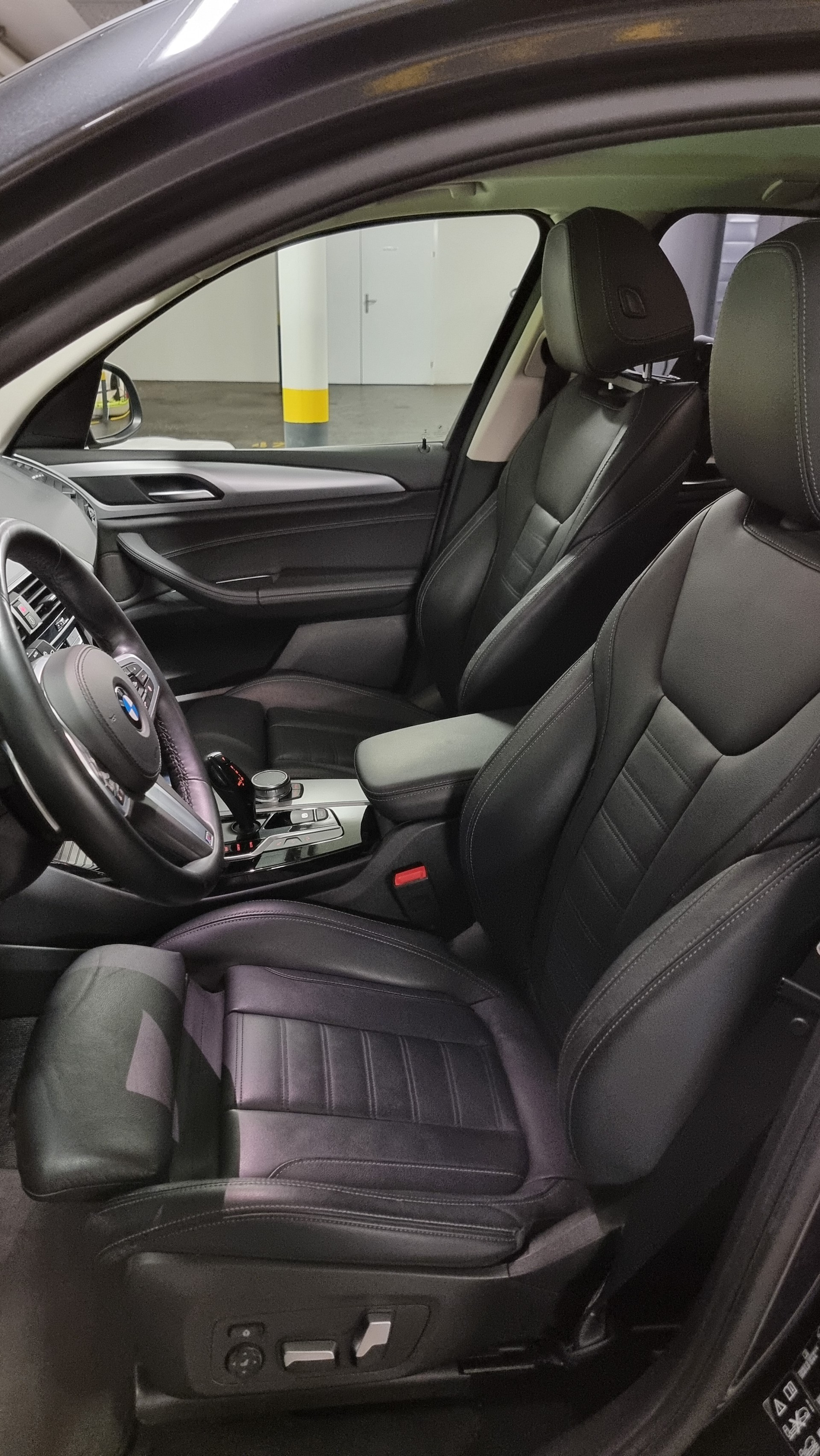 BMW 20d xDrive-image-4
