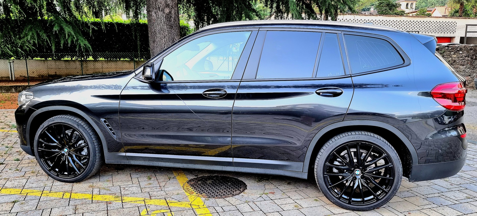 BMW 20d xDrive-image-1