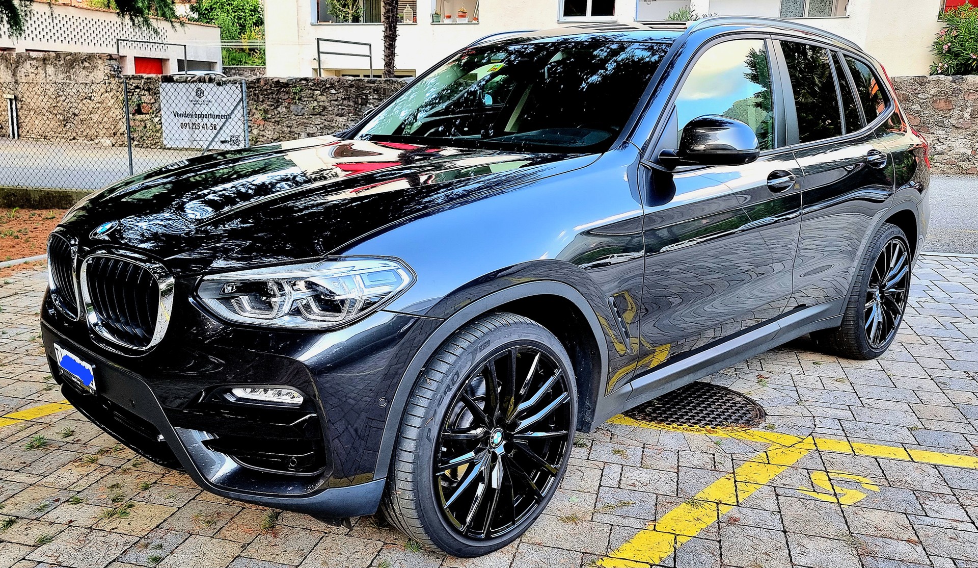 BMW 20d xDrive-image-0