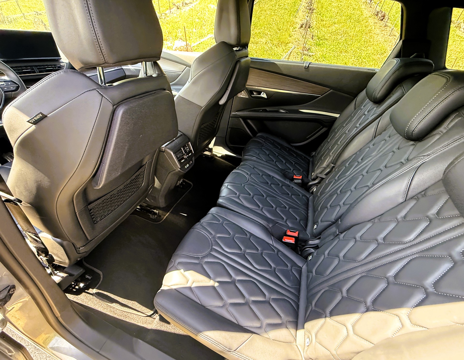PEUGEOT 5008 1.6 Pure Tech GT Pack EAT8-image-14
