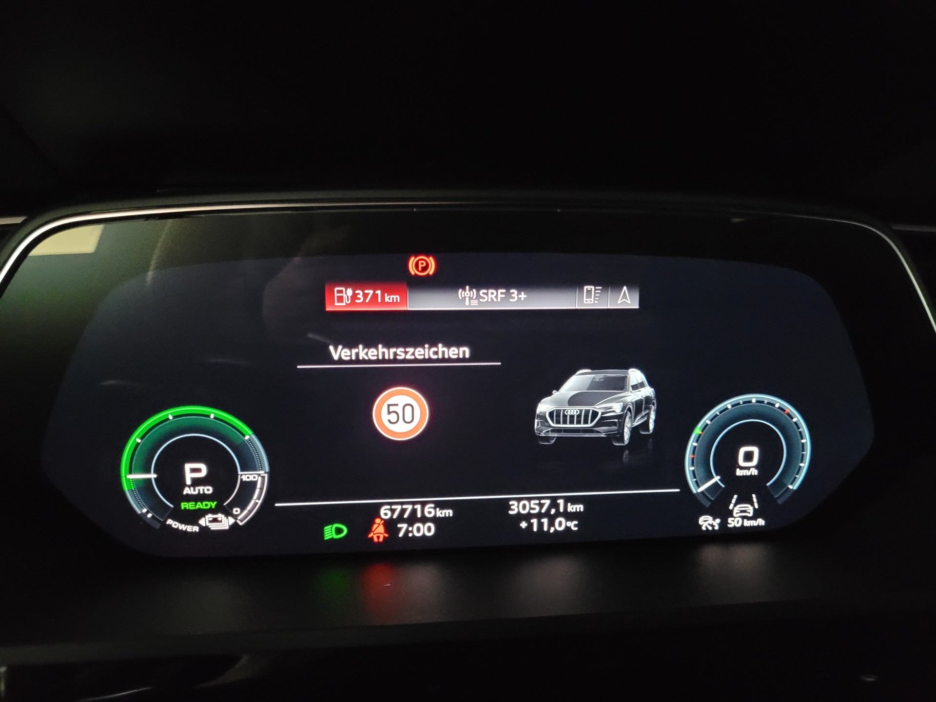 AUDI 55 S Line Black Edition quattro-image-6