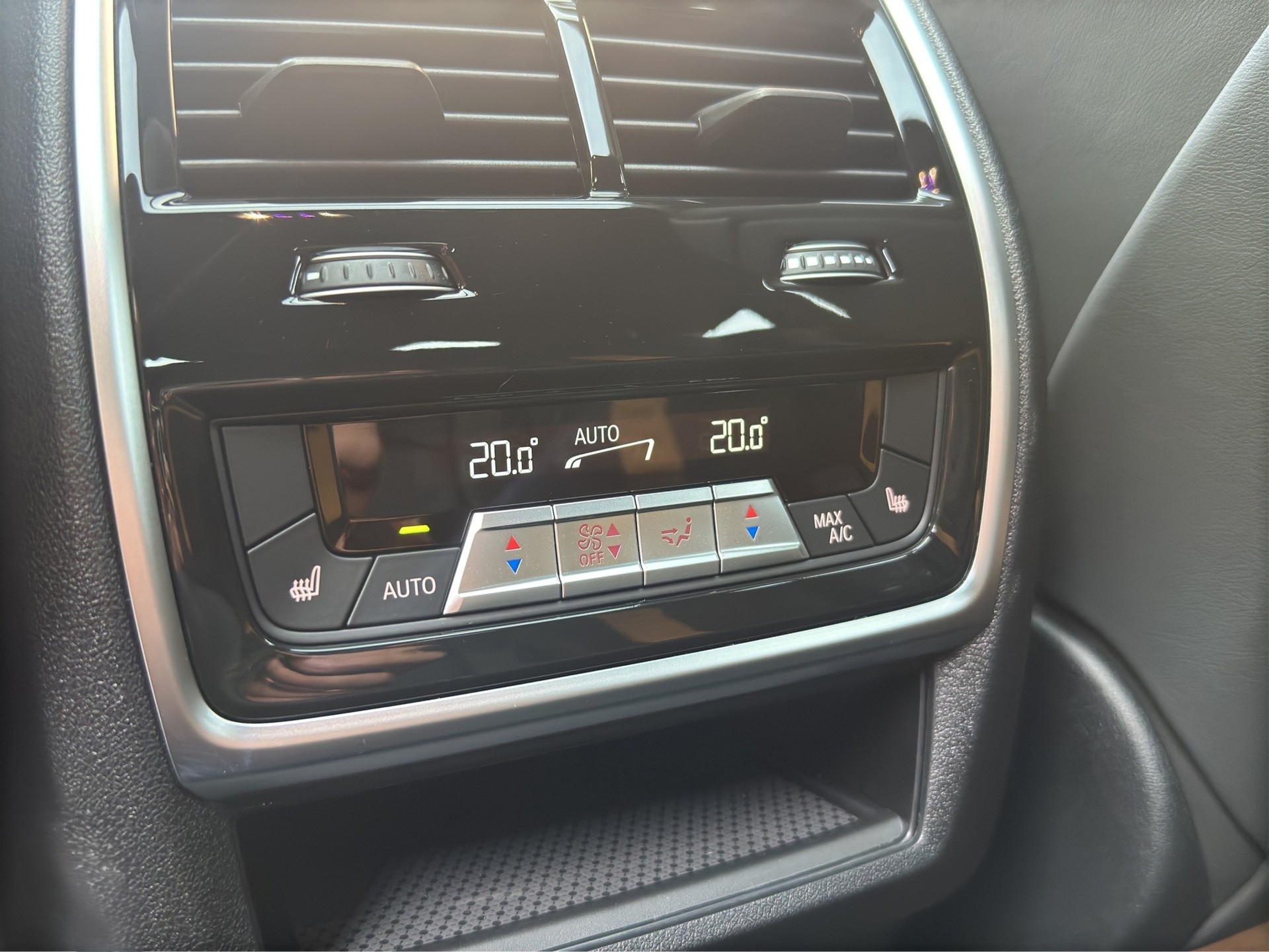 BMW X6M Competition (CH) FACELIFT Anhängerkupplung-image-24