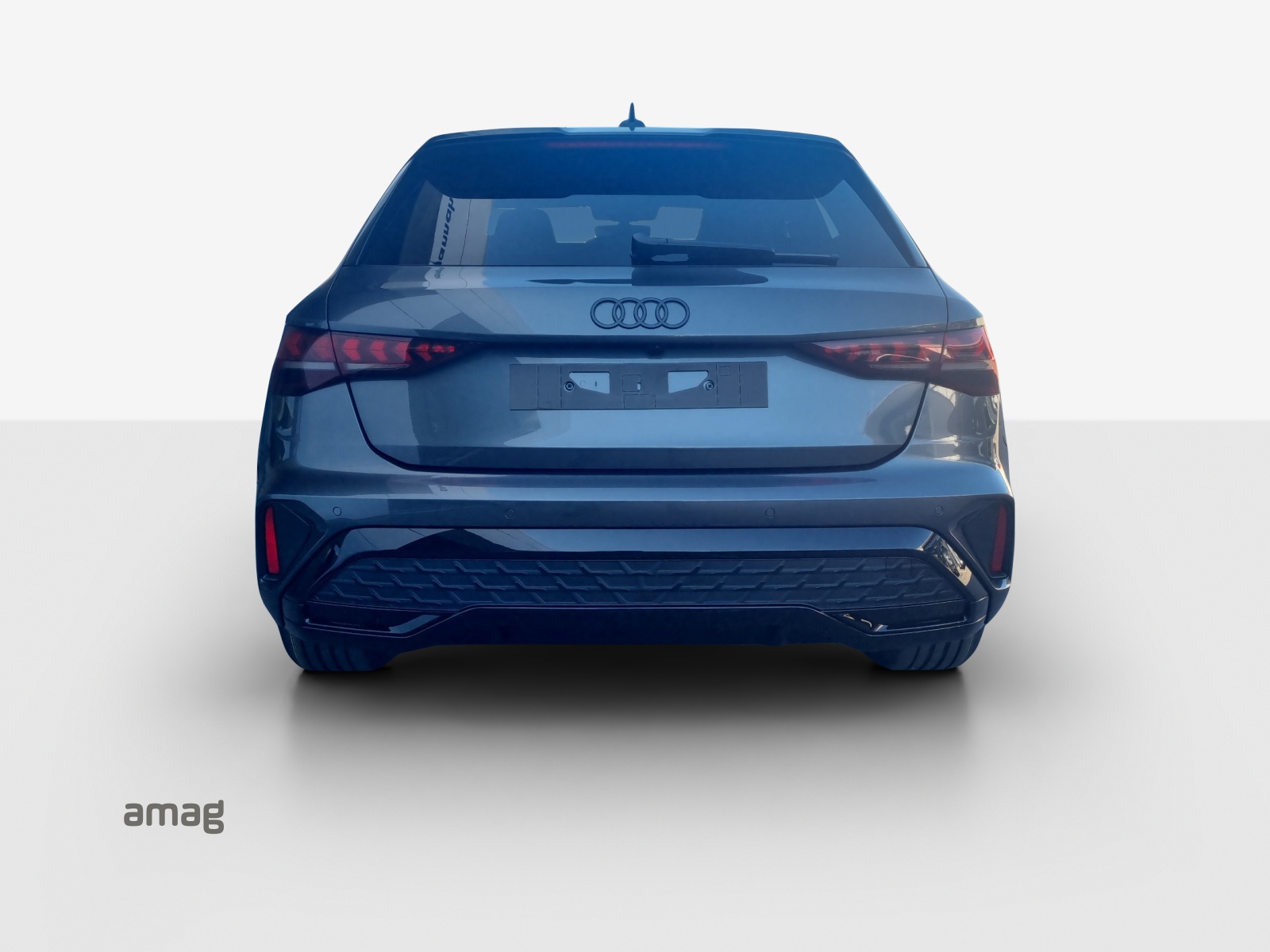 AUDI A3 Sportback TFSI e 200 kW S line S tronic-image-3