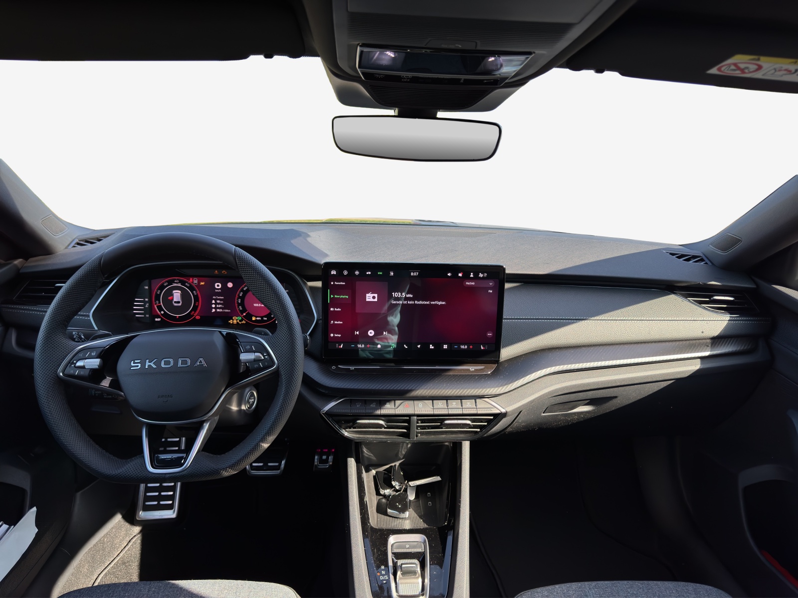 SKODA Octavia Sportline Dynamic-image-8