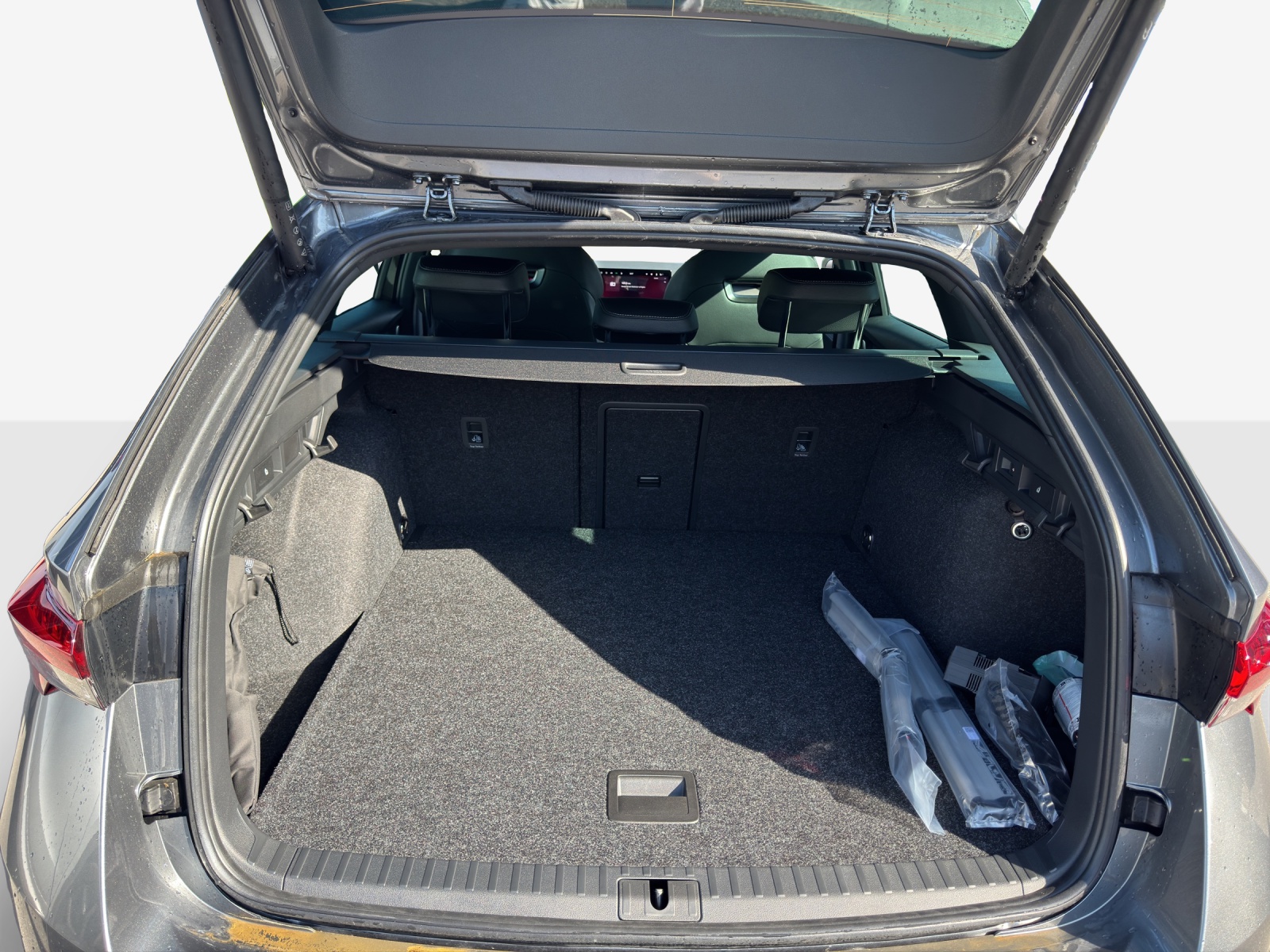 SKODA Octavia Sportline Dynamic-image-12