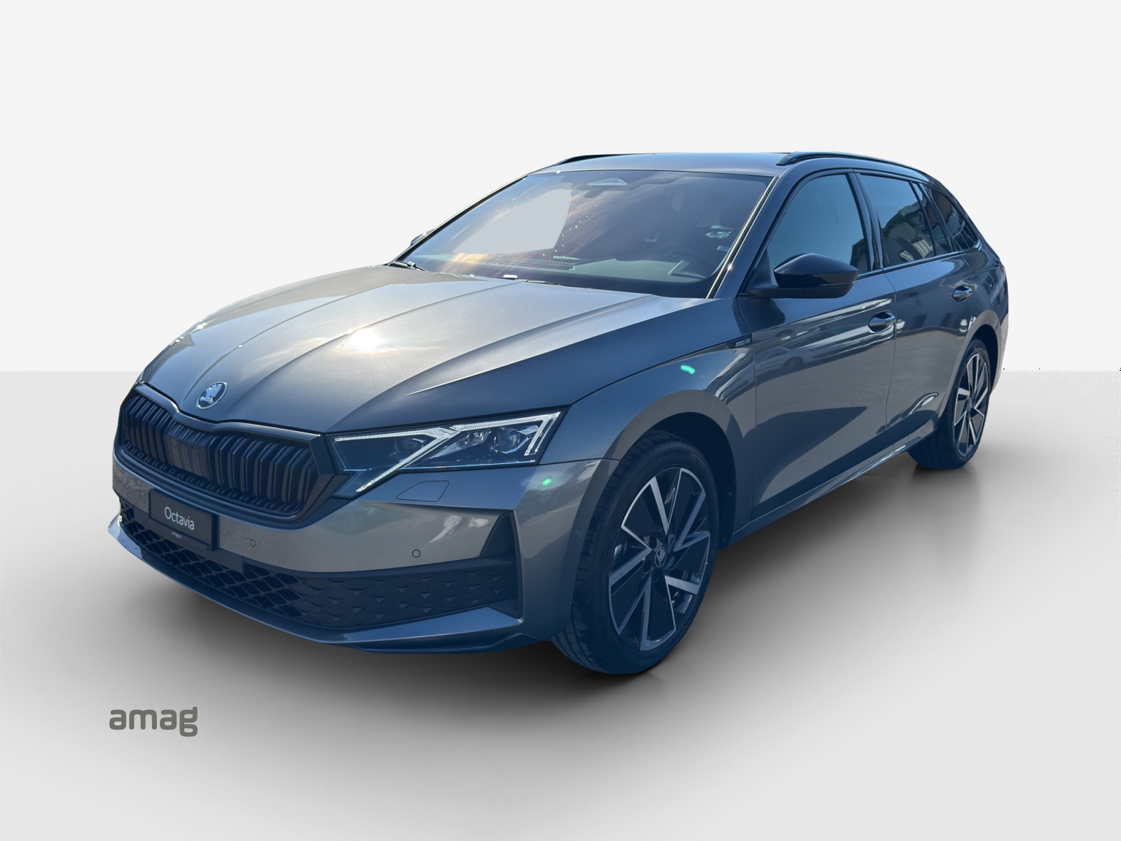 SKODA Octavia Sportline Dynamic-image-0