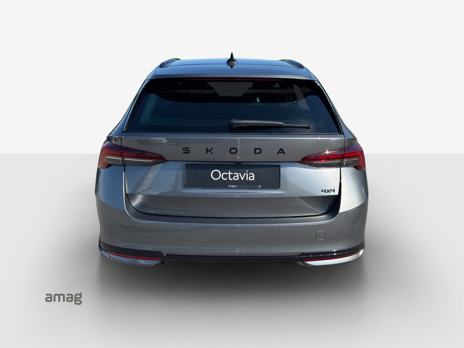SKODA Octavia Sportline Dynamic-image-3