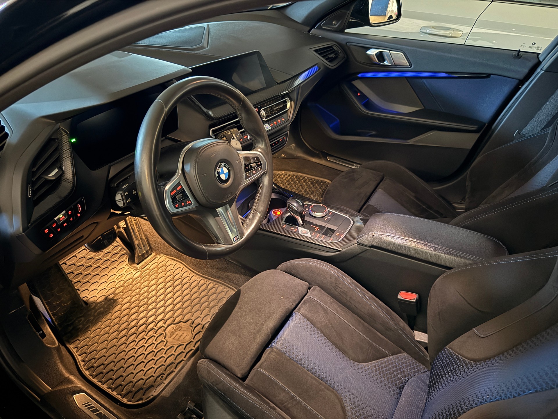 BMW 120d xDrive Steptronic M Sport-image-15