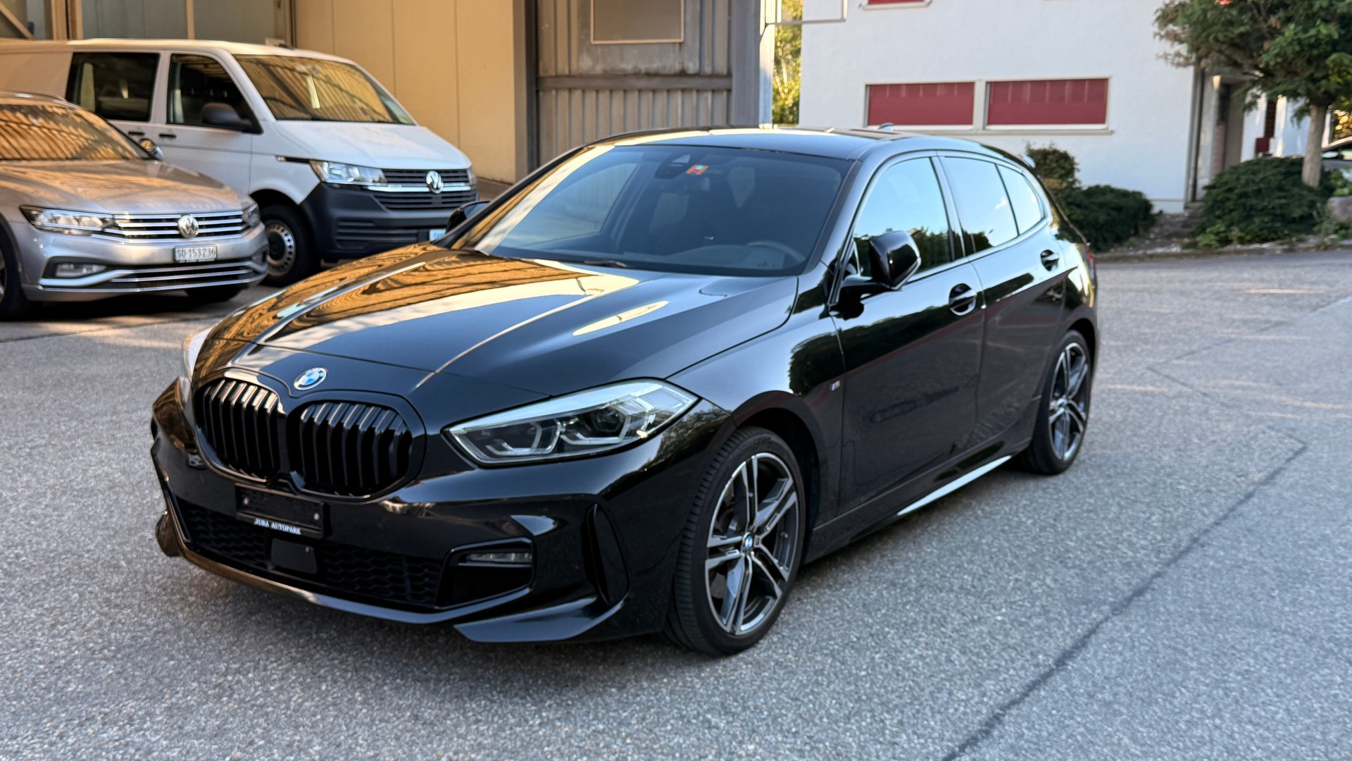 BMW 120d xDrive Steptronic M Sport-image-0