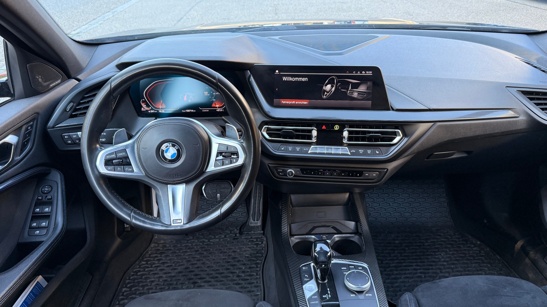 BMW 120d xDrive Steptronic M Sport-image-11