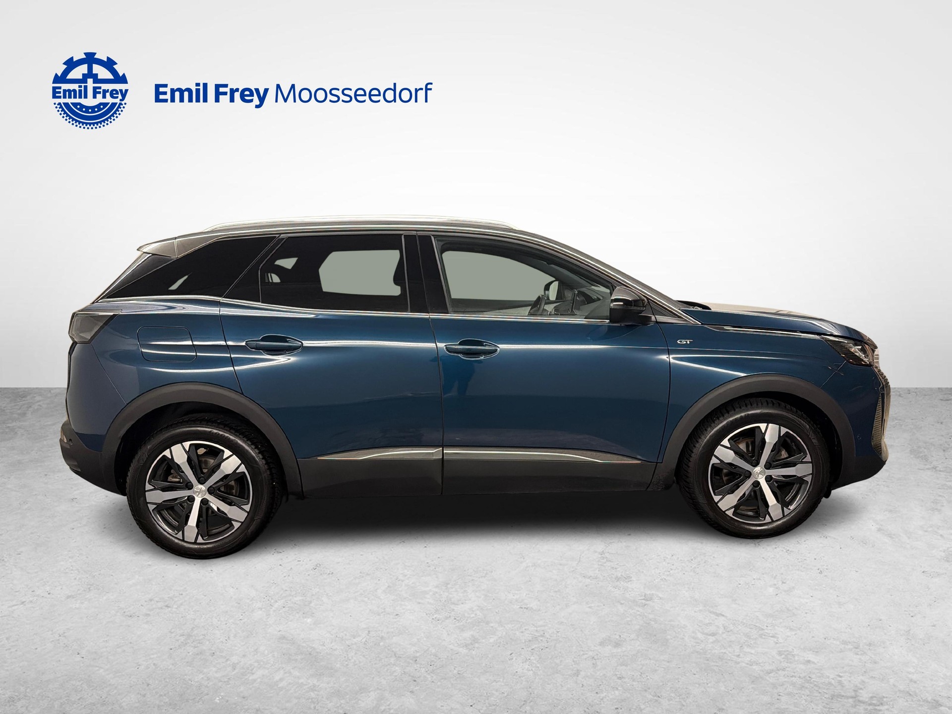 PEUGEOT 3008 1.2 PureTech GT Pack-image-5