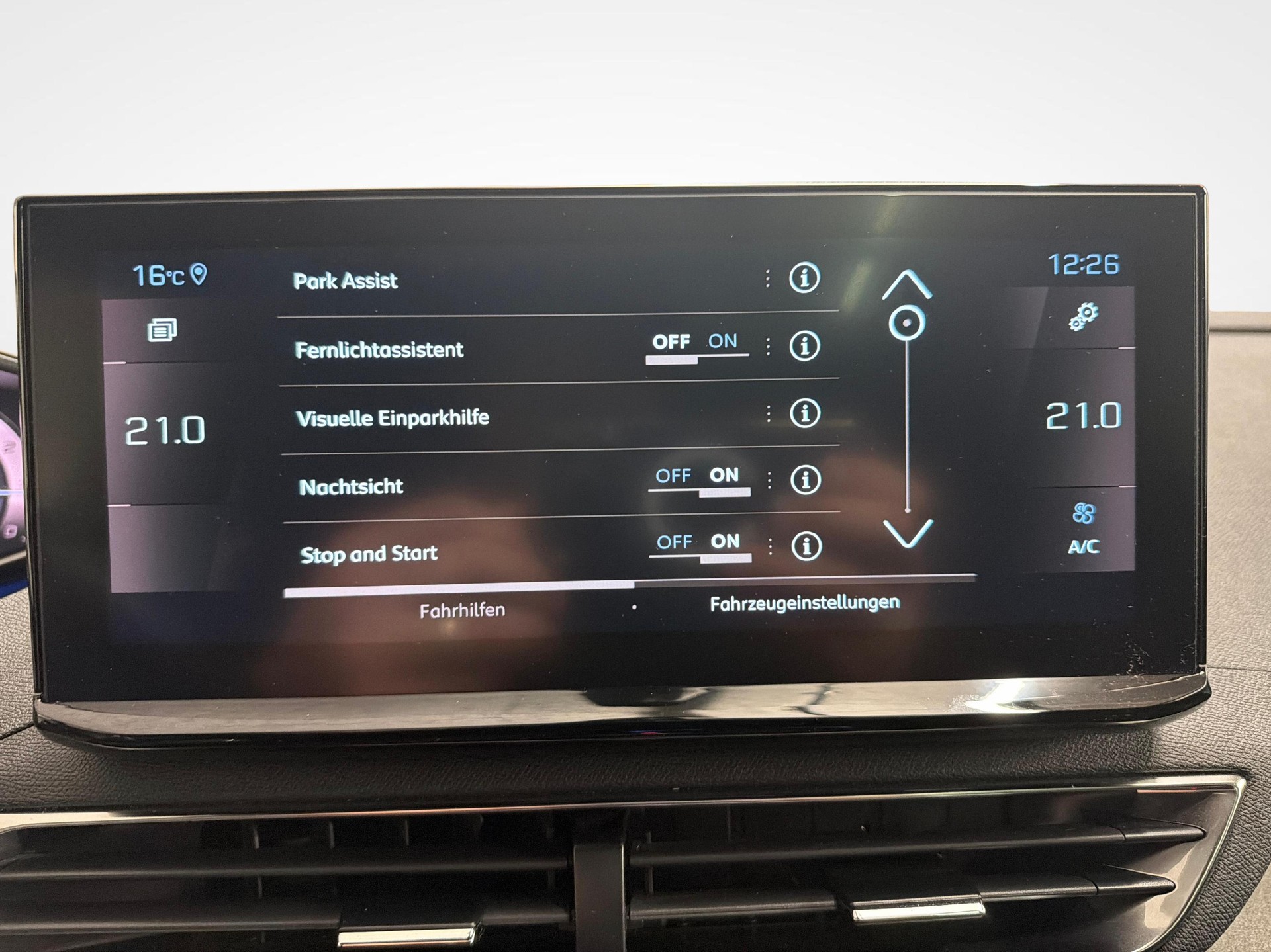 PEUGEOT 3008 1.2 PureTech GT Pack-image-18