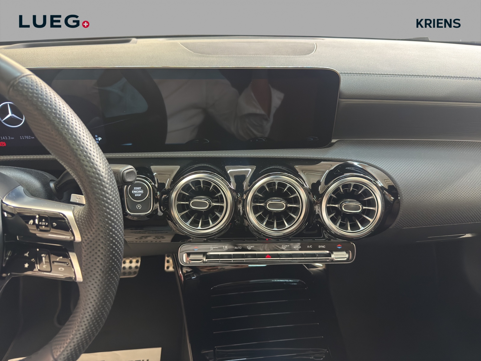 MERCEDES-BENZ CLA 200 - AMG / 360 Grad Kamera / Soundsystem / Multibeam LED-image-10