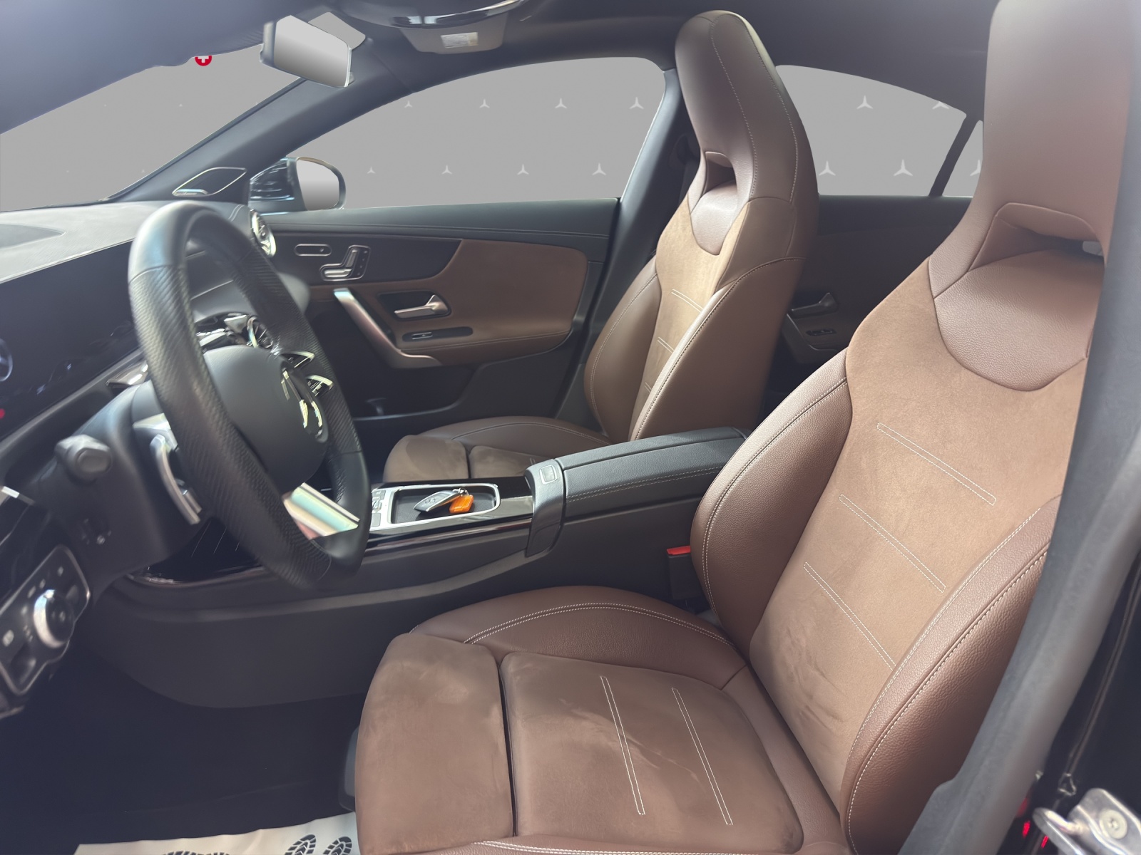MERCEDES-BENZ CLA 200 - AMG / 360 Grad Kamera / Soundsystem / Multibeam LED-image-7