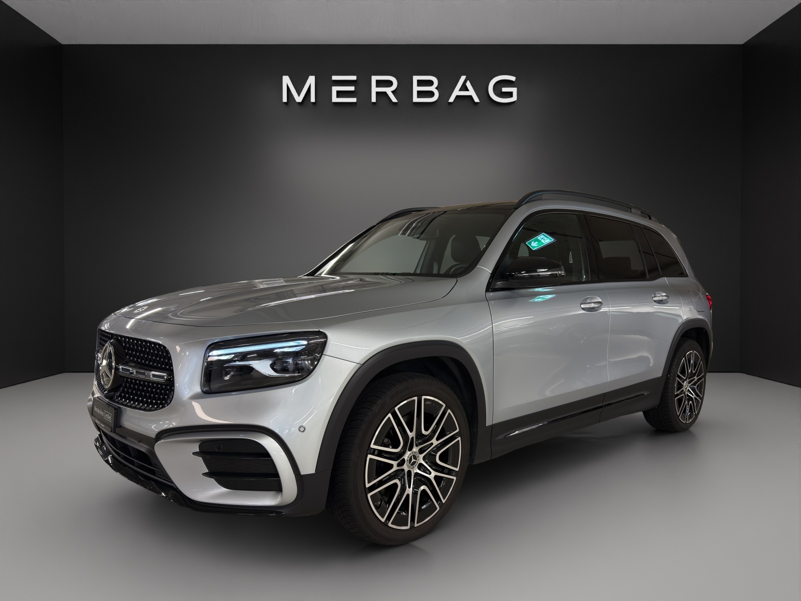 MERCEDES-BENZ GLB 220 4Matic 8G-Tronic-image-2