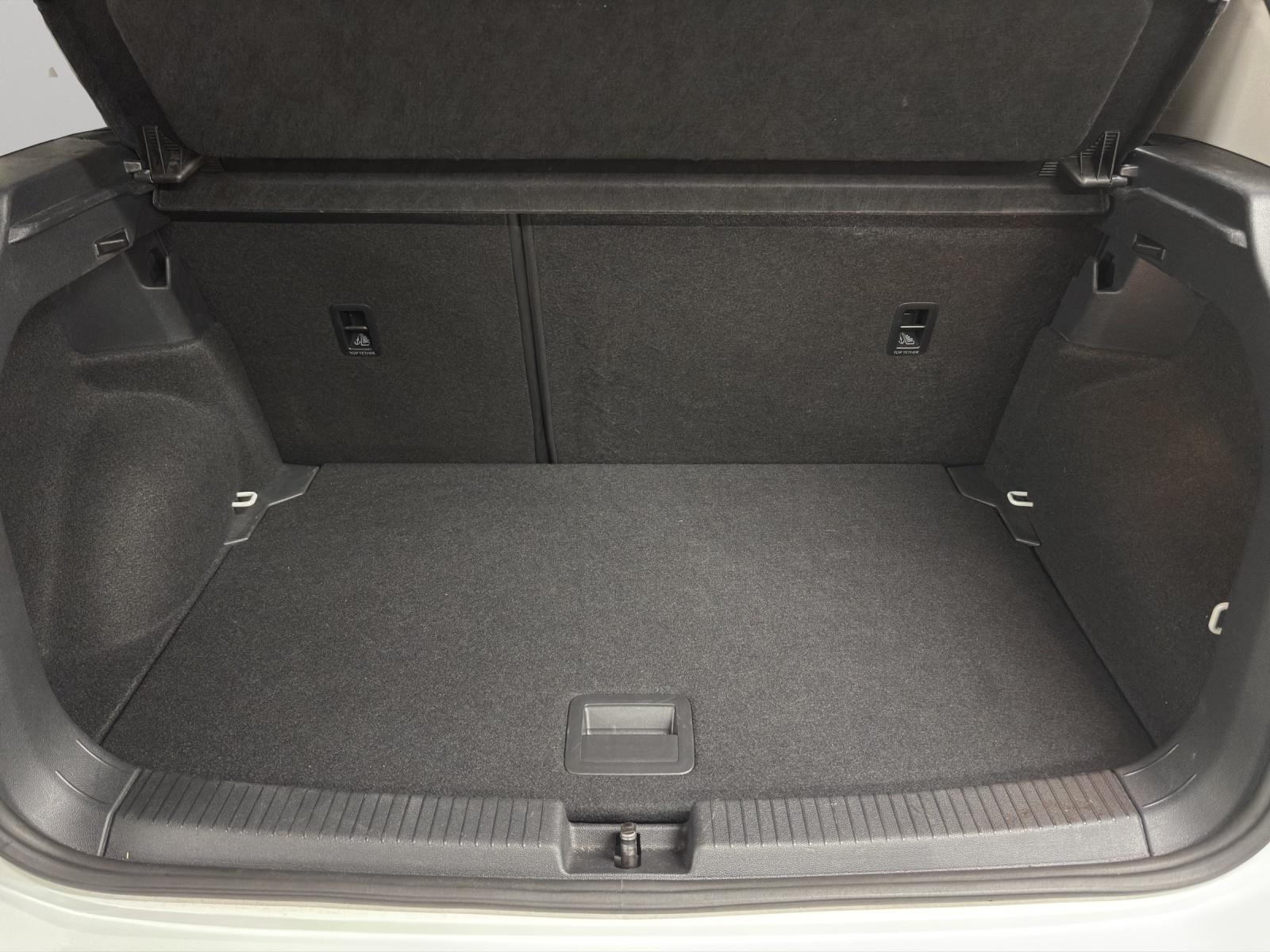 VW T-Cross 1.0 TSI 110 Life DSG-image-10