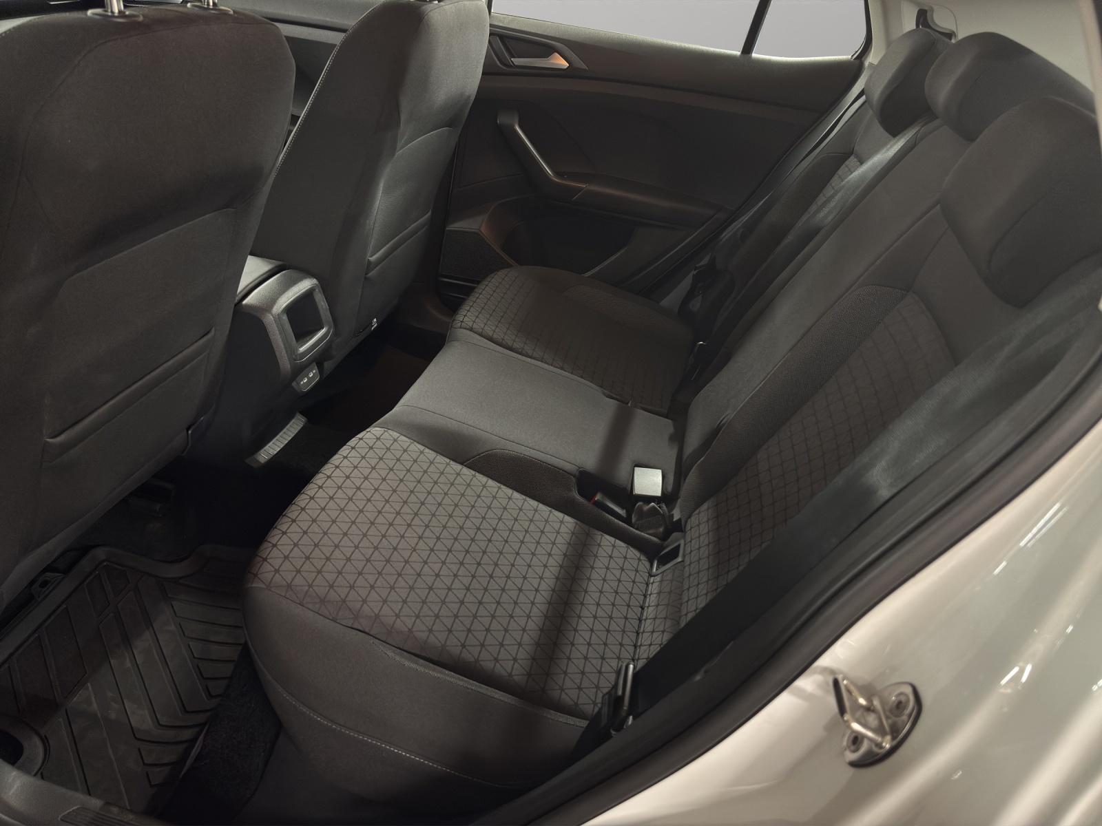 VW T-Cross 1.0 TSI 110 Life DSG-image-9