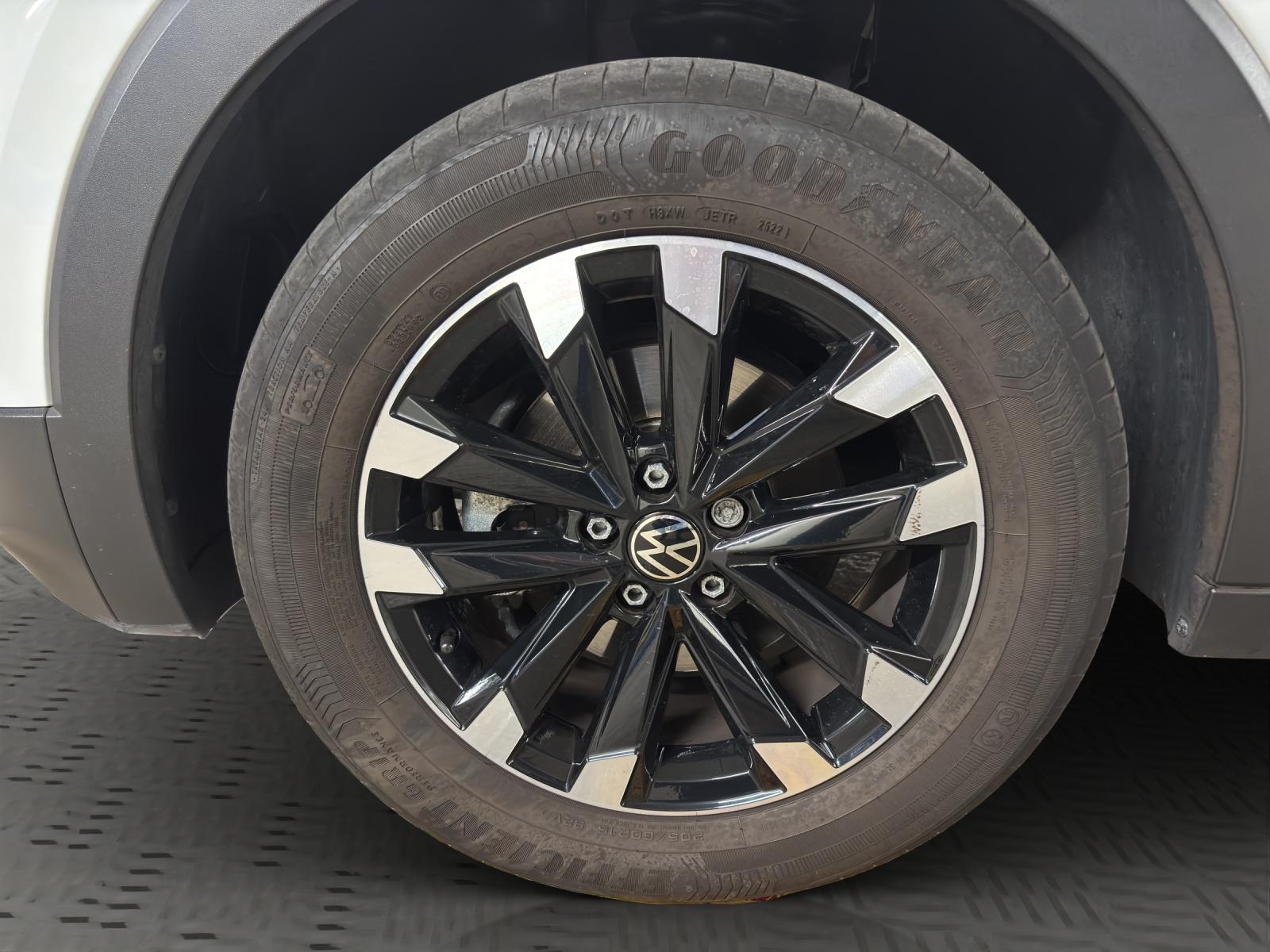 VW T-Cross 1.0 TSI 110 Life DSG-image-12