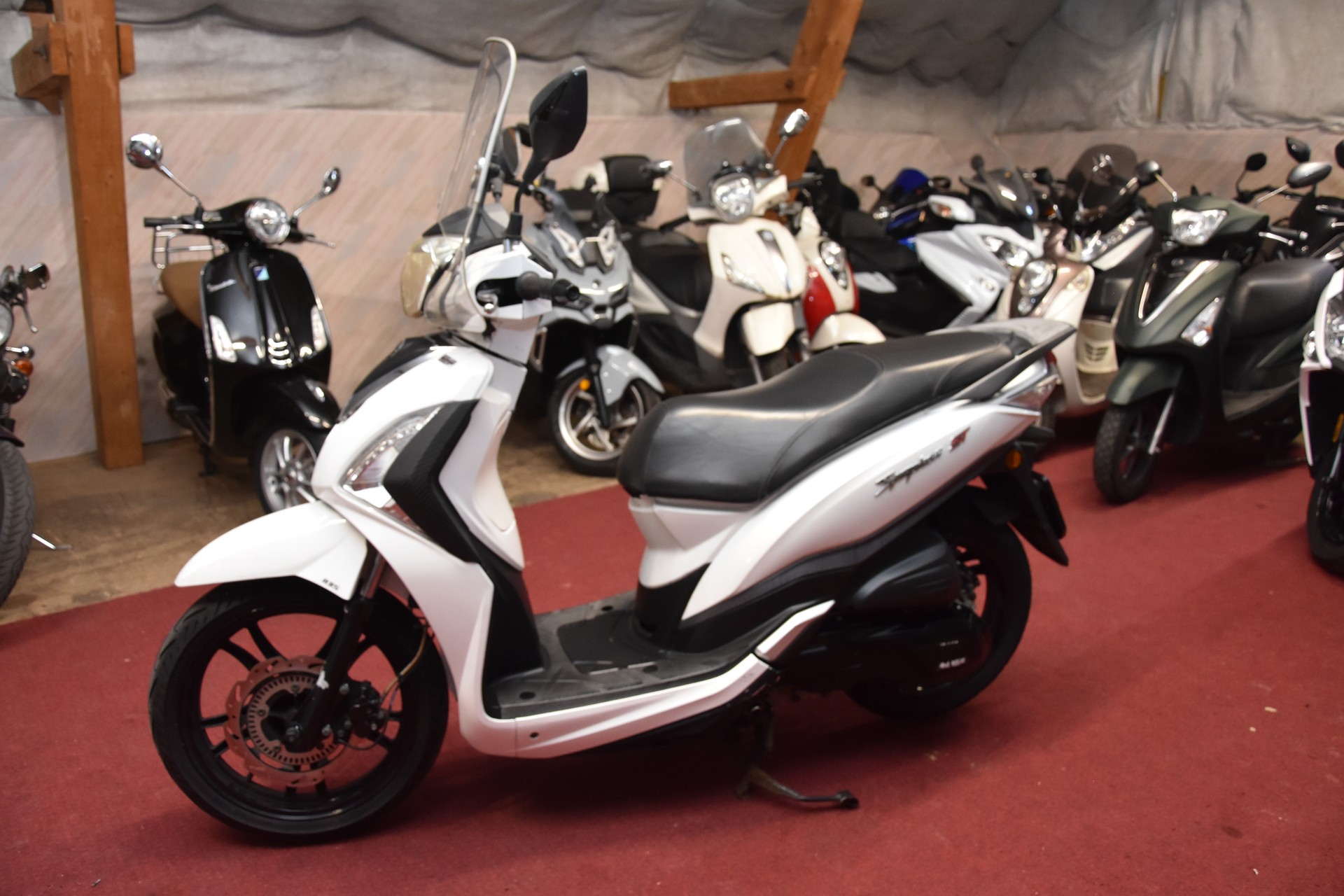 SYM Symphony ST 125 i LC-image-1