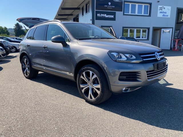 VW Touareg 3.0 TDI BlueMotion Technology Tiptronic-image-0