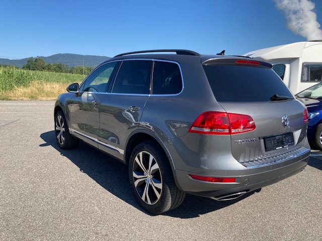 VW Touareg 3.0 TDI BlueMotion Technology Tiptronic-image-11
