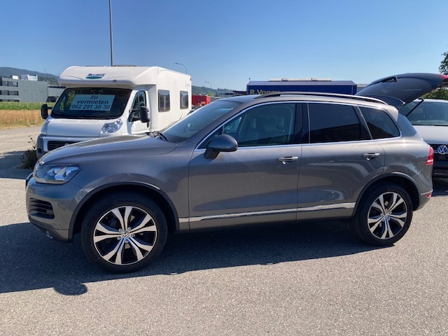 VW Touareg 3.0 TDI BlueMotion Technology Tiptronic-image-2