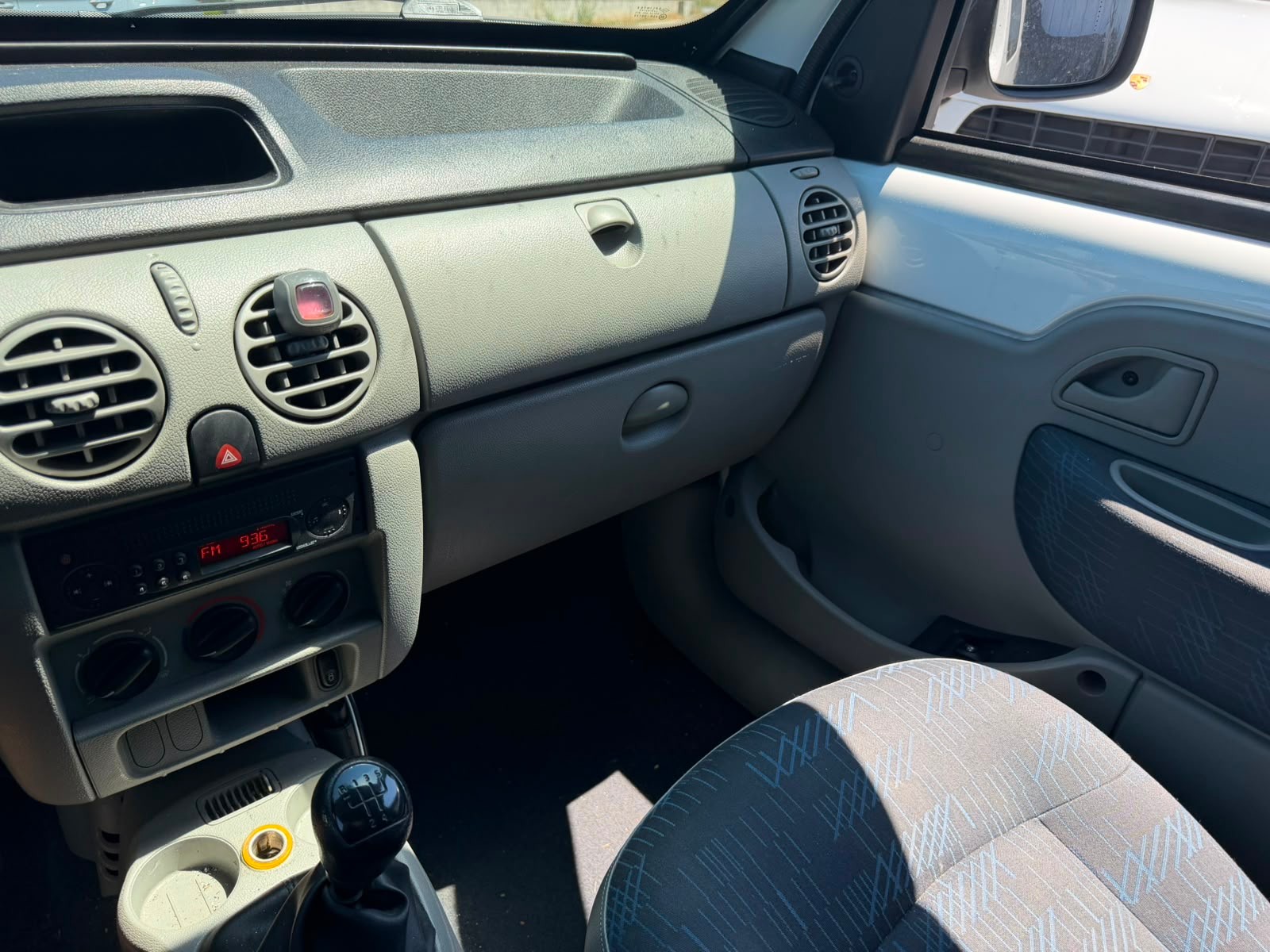 RENAULT Kangoo 1.2 16V Business-image-14