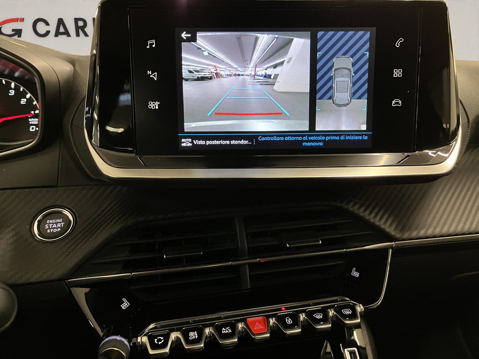 PEUGEOT 2008 1.2 PureTech 130 Allure-image-10