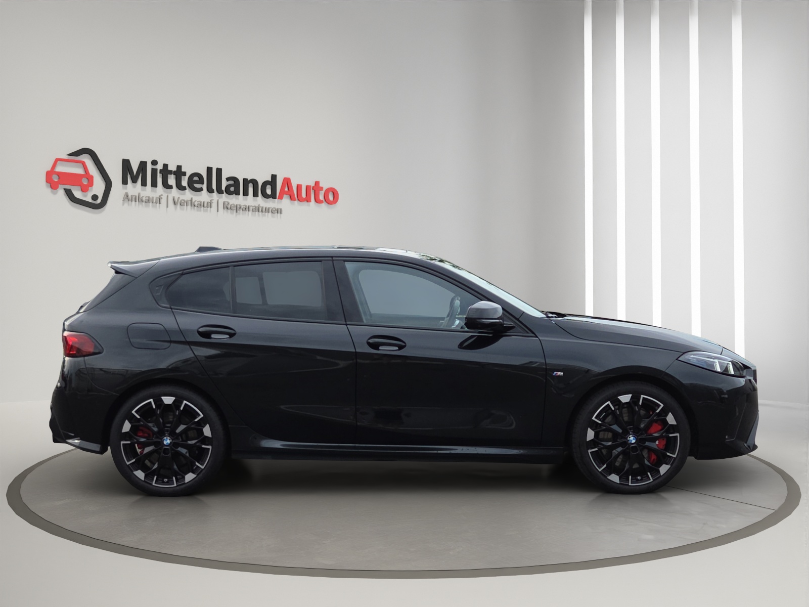 BMW M135 xDrive M Sport Pro-image-3